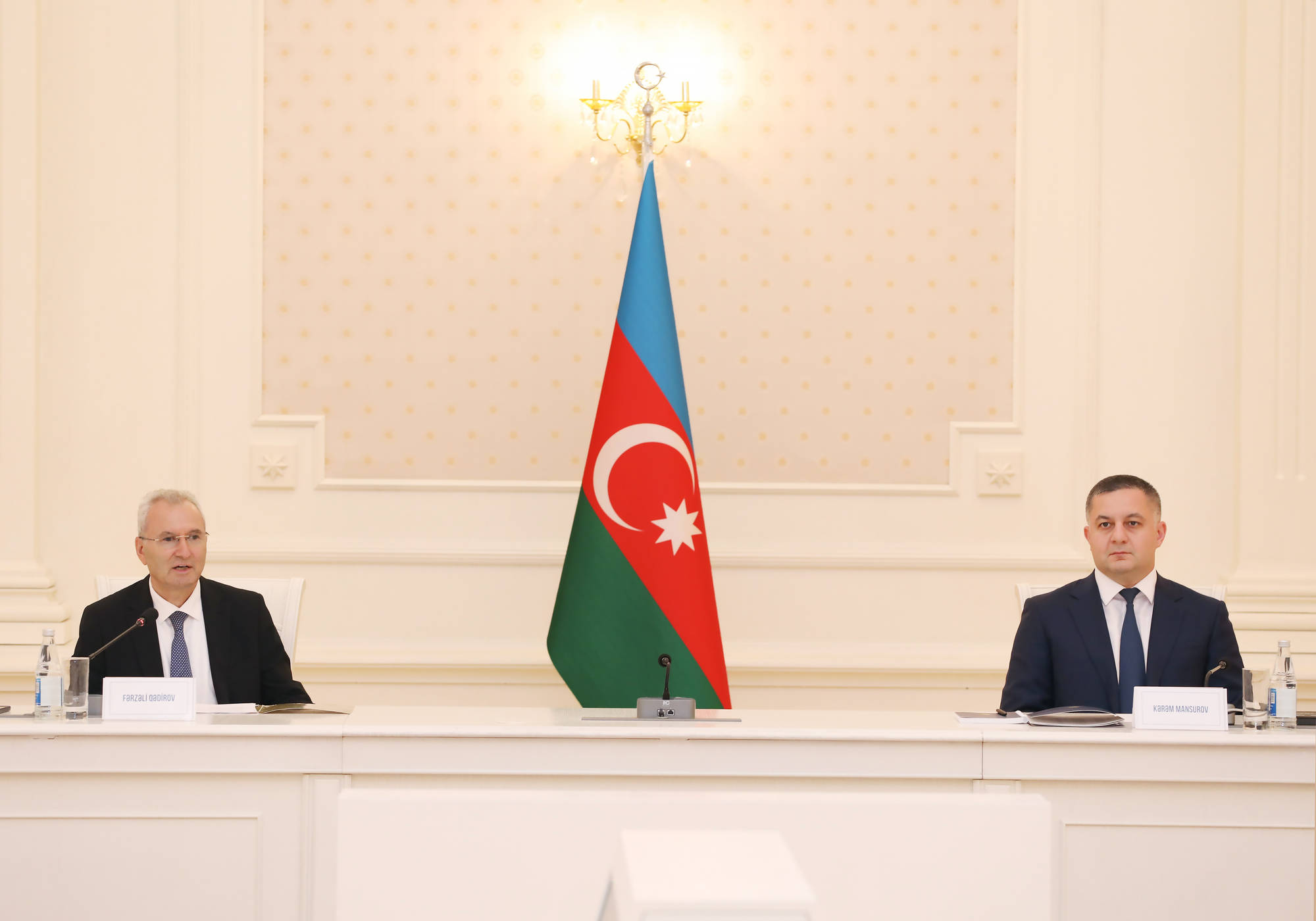 “Maarifçi”lər Məhkəmə-Hüquq Şurasının Aparat rəhbəri ilə görüşdü