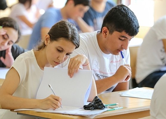 Gələn ilin buraxılış imtahanlarının proqramlarında dəyişiklik olacaq? - VİDEO