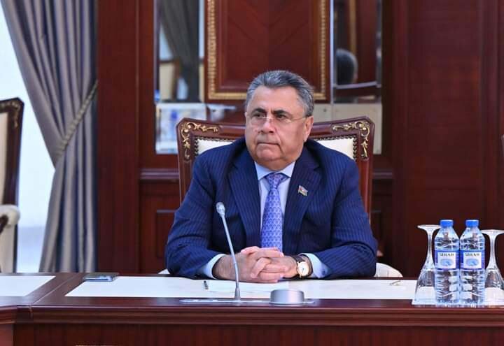 "Azərbaycanda 50-yə yaxın təyyarə var, hamısı bizimdir" - Şeyxin qardaşı