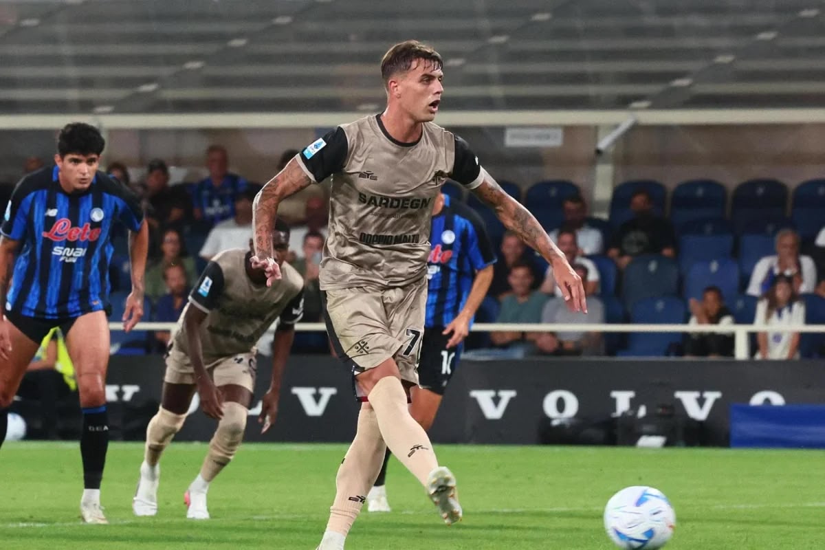 Əfsanəvi futbolçunun oğlu qəzaya düşdü