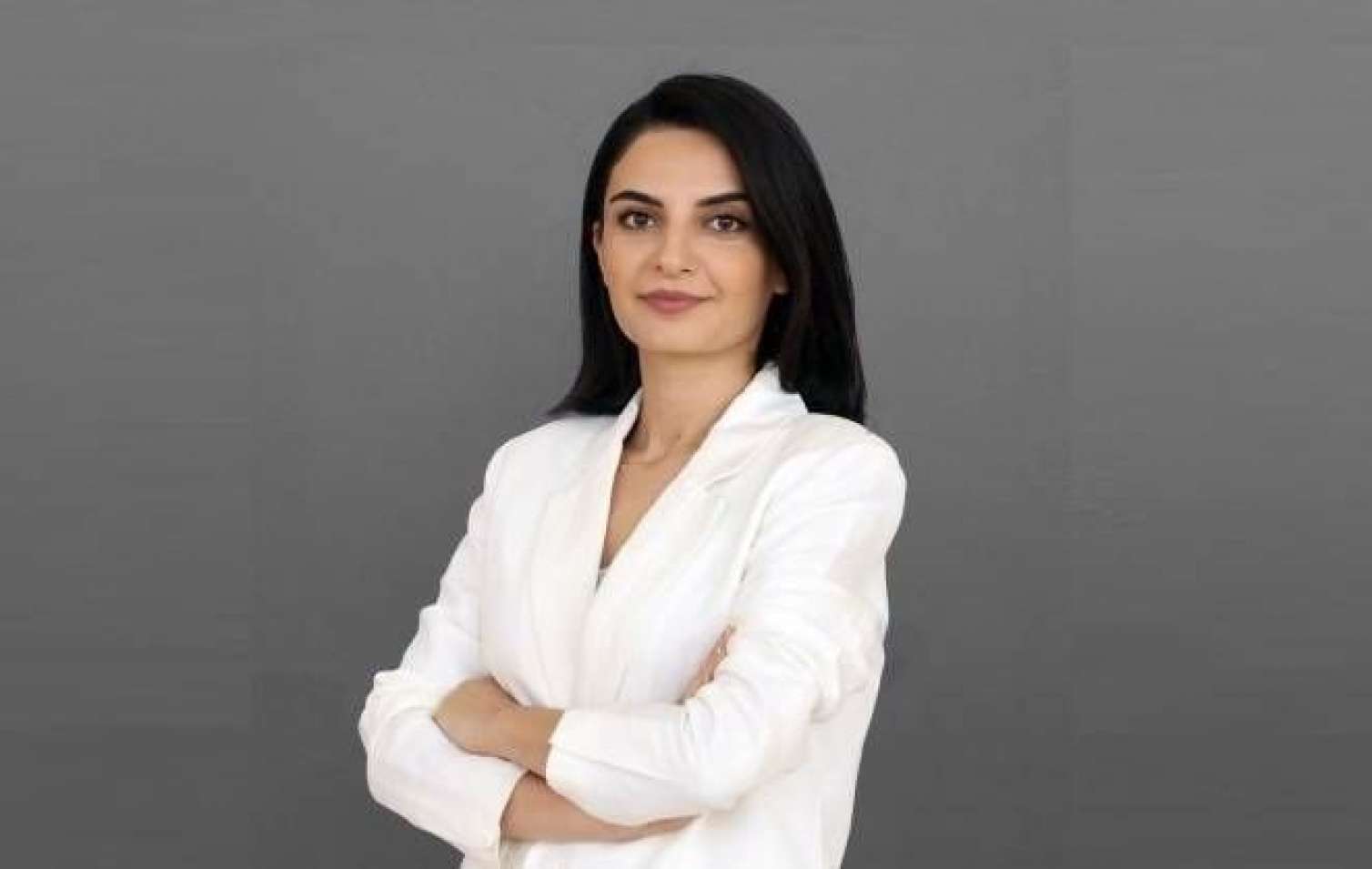 Yüksək vəzifə verilən 32 yaşlı xanım - DOSYE