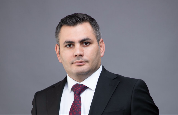Süni intellekt yarışında iqtisadi fürsətlə milli təhlükəsizliyi necə balanslaşdırmalıyıq?