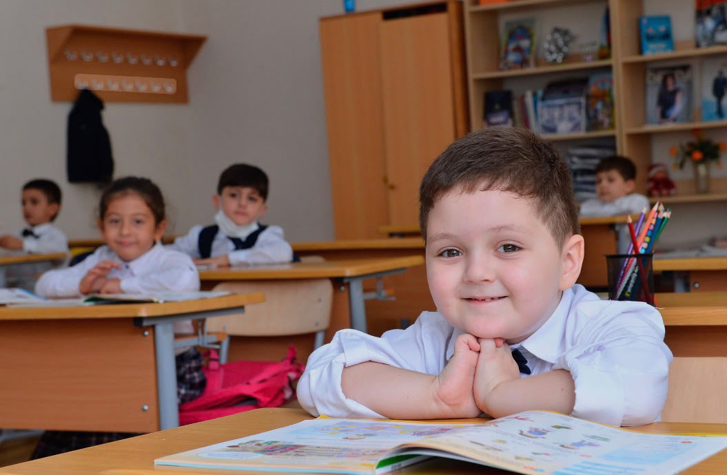 Məktəblər açıldı, uşaqları hansı xəstəliklər gözləyir? – Pediatrdan açıqlama