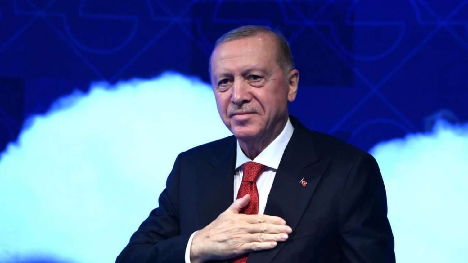 Ərdoğan Azərbaycanı təbrik etdi - FOTO