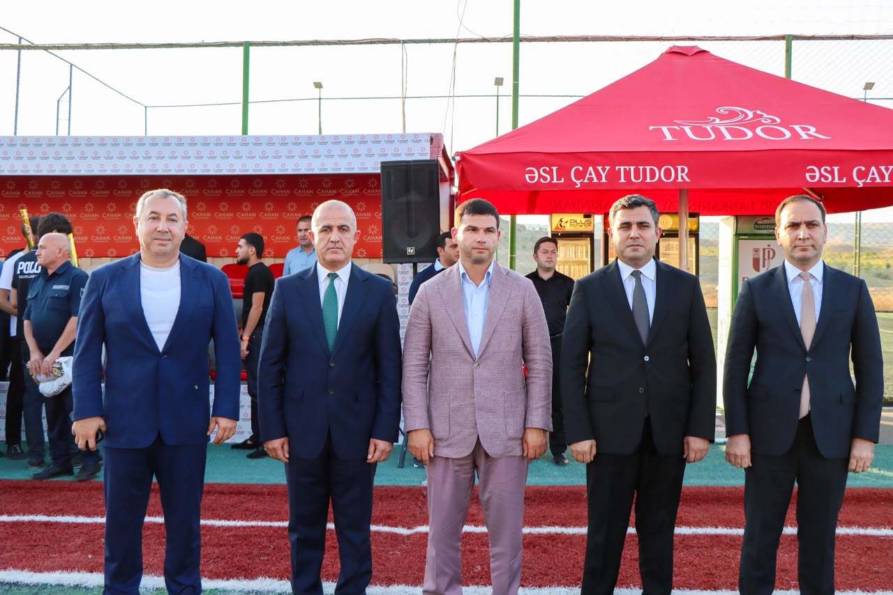 Naxçıvanda ilk Minifutbol Kuboku başa çatıb - FOTOLAR