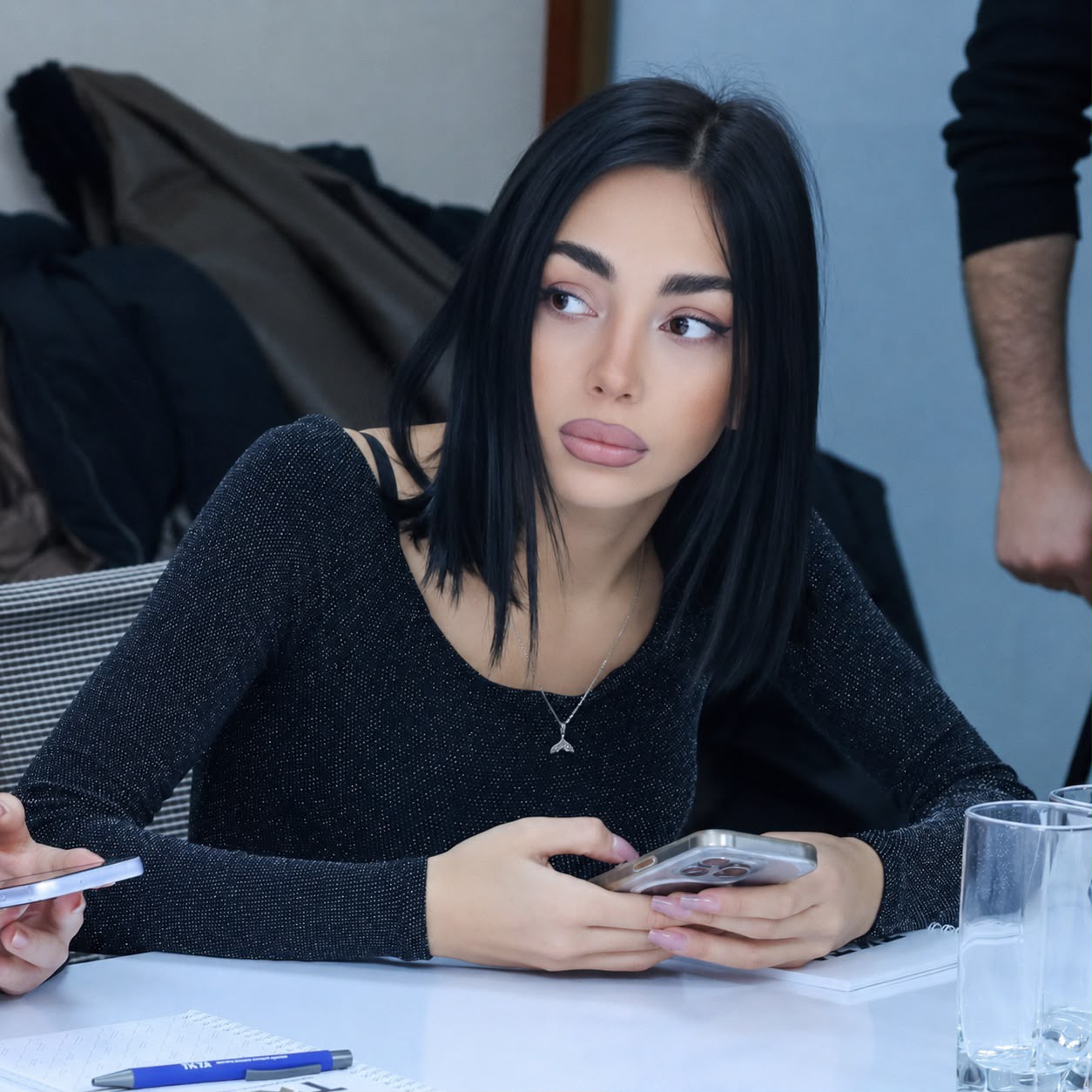 Palçıqdan tikdiyimiz evlərə sığan uşaqlığımız…- Uşaqlığı kimlər əlimizdən aldı?
