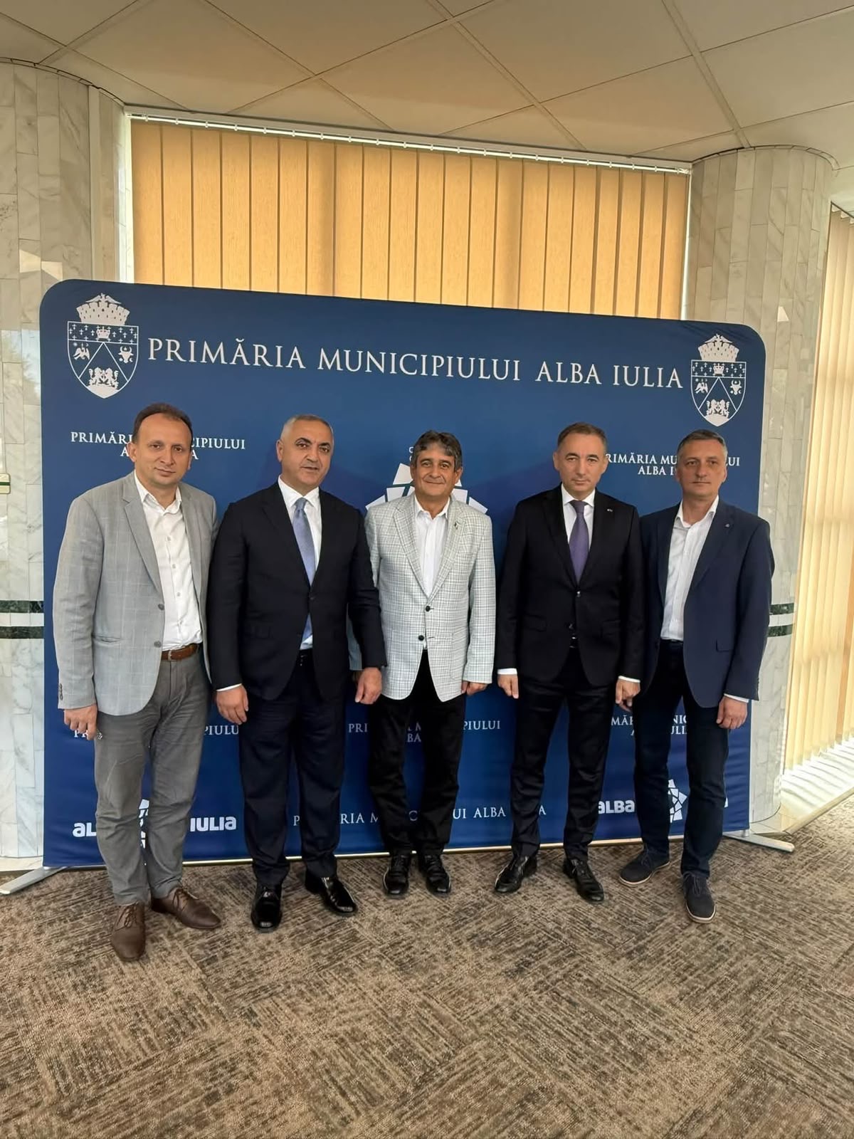 Elçin Yusubov Qarabağ bölgəsinin Rumıniya regionları ilə əlaqələrinin qurulmasını müzakirə edib - FOTOLAR