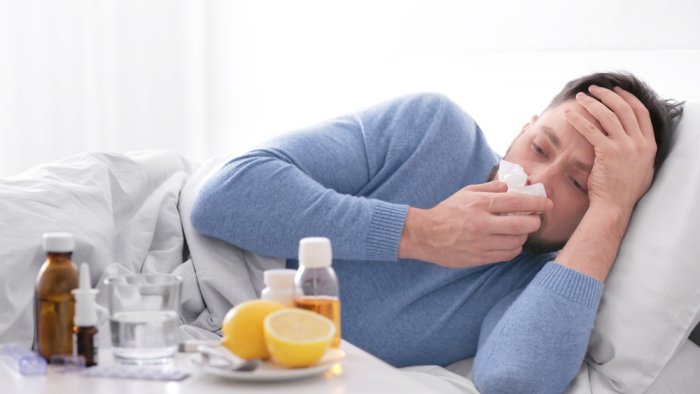 Qızdırma, öskürək, halsızlıq... Ölkədə hansı virus yayılıb?