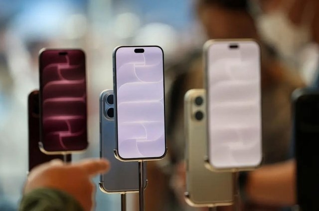 “iPhone” almağa gedənlər şoka düşdülər - Nazirlik HƏRƏKƏTƏ KEÇDİ