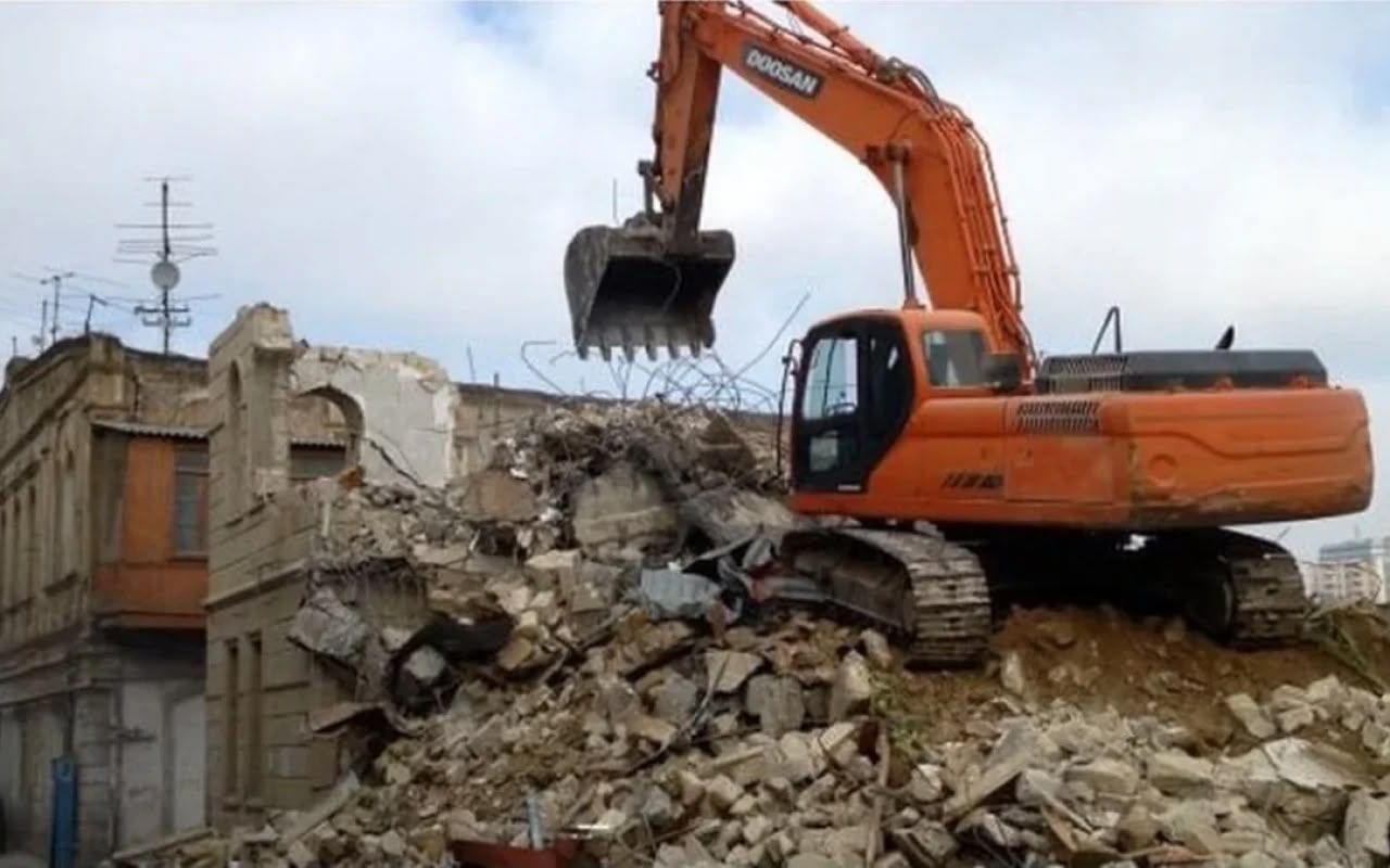 Bakının bu ərazisində 52 qəzalı bina söküləcək