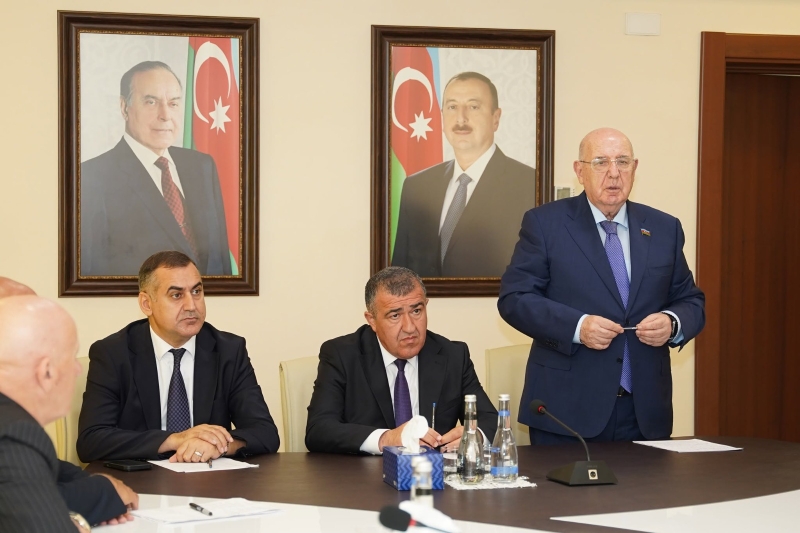 Əhliman Əmiraslanov Xətai Rayon Ağsaqqallar Şurasının hesabat konfransında iştirak etdi - FOTOLAR
