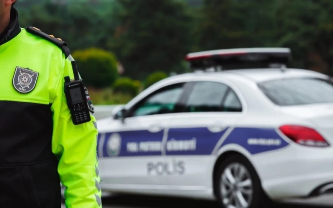 Yol polisi dəyişkən hava şəraiti ilə bağlı sürücülərə müraciət etdi