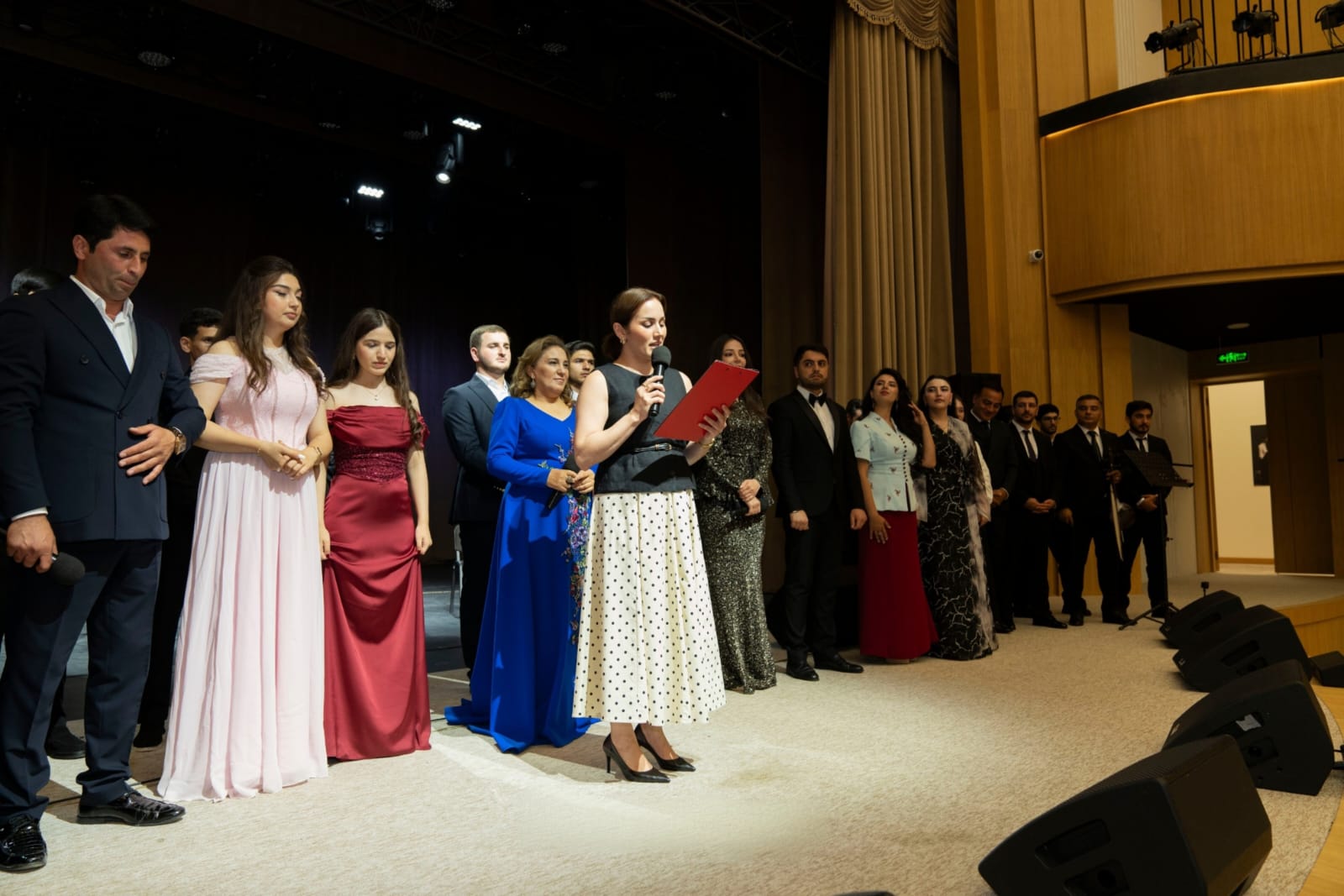 Humanitar Kollecin kollektivi Ağdamda “Musiqimiz – Kimliyimiz” konsert proqramı ilə çıxış edib - FOTOLAR