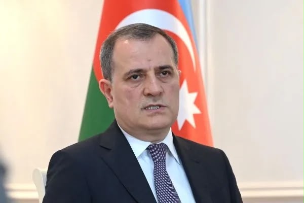 Ceyhun Bayramov ATƏT-in baş katibi ilə sülh prosesini müzakirə etdi