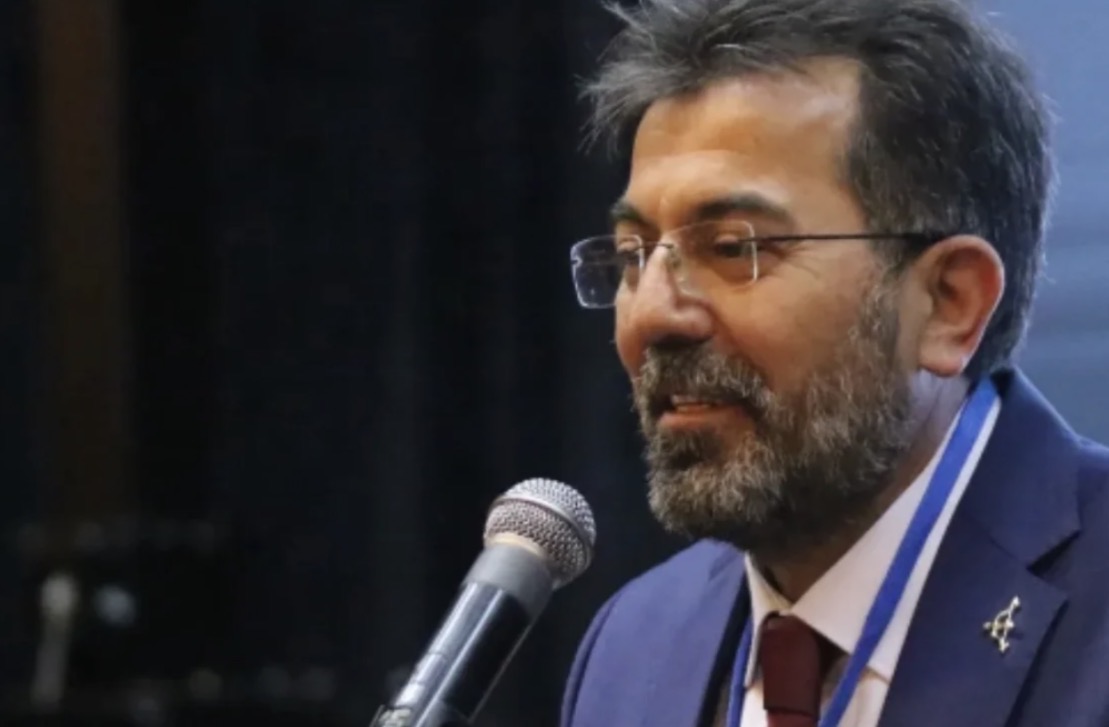 Türkiyəli alim Azərbaycanla bağlı paylaşımına görə ÜZR İSTƏDİ - FOTO