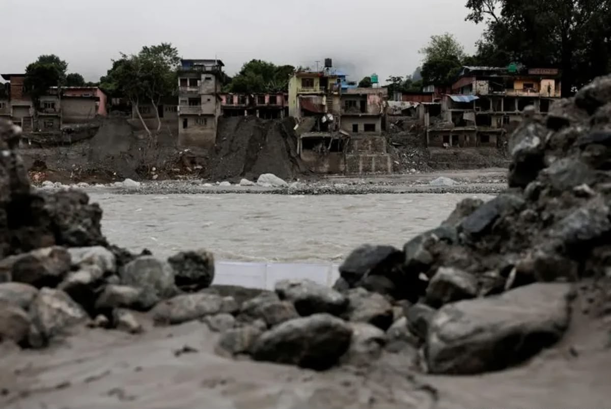 Hindistan ilə Nepalda daşqın və torpaq sürüşmələri nəticəsində ölənlərin sayı 70-ə çatıb