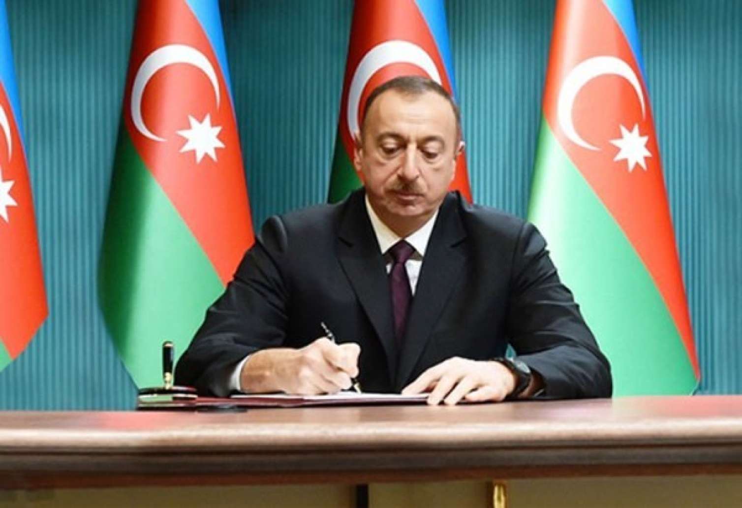 Prokurorluğun bir qrup əməkdaşı təltif edildi