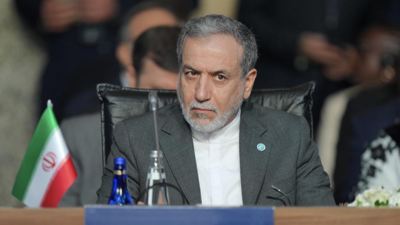 İran: ABŞ-nin son təklifi Pezeşkiana təqdim edilib