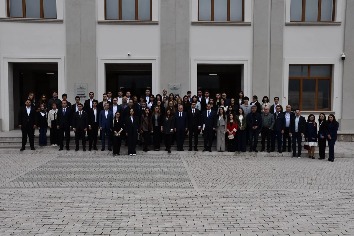 Əlaqələndirmə Qərargahının İşçi Qrupunun üzvləri Qarabağ Universitetində tələbələrlə görüş keçirib