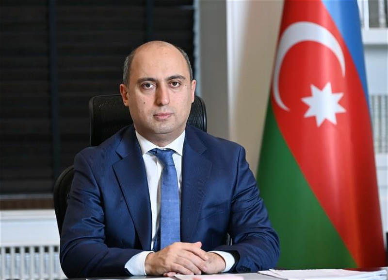 Nazir: Müəllimlik peşəsinin əsas missiyası həm də savadlı və məsuliyyətli nəsillər yetişdirməkdir