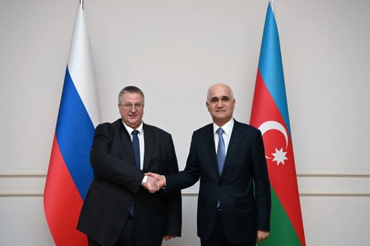 Azərbaycan və Rusiya rəsmiləri Şimal-Cənub Dəhlizinin inkişafını müzakirə ediblər