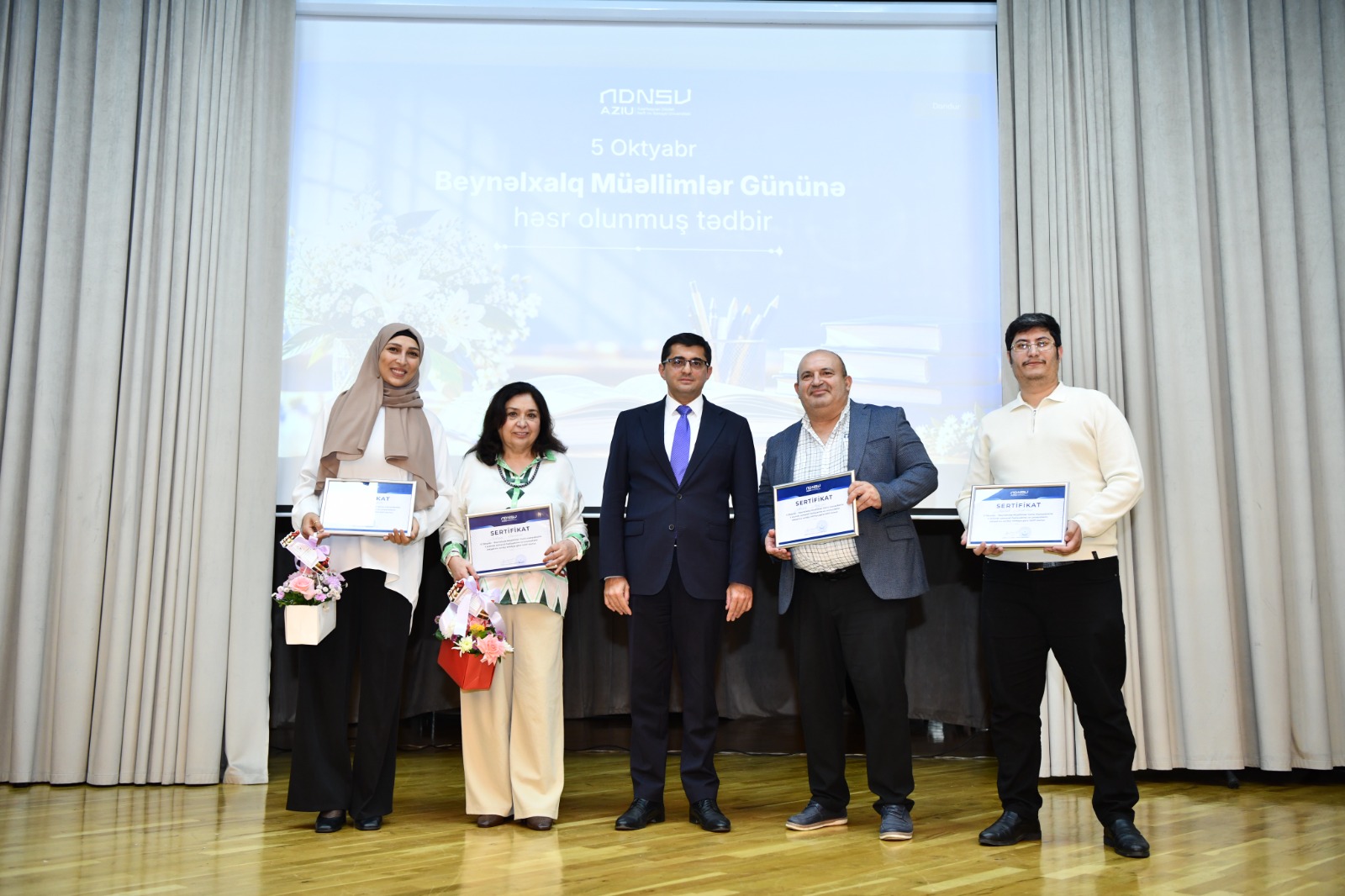 ADNSU müəllimlərinə yüksək məbləğdə mükafat verildi