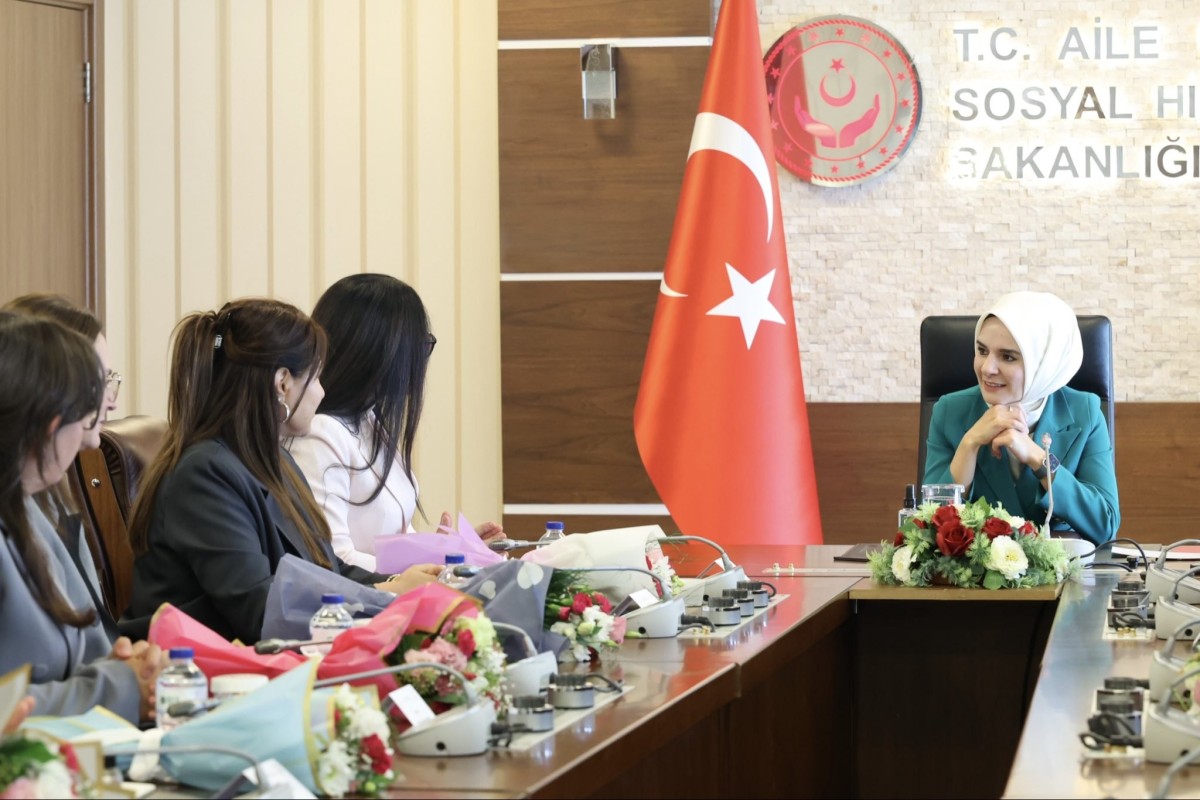 Türkiyənin ailə və sosial xidmətlər naziri şəhidlərimizin həyat yoldaşları ilə görüşüb - FOTO