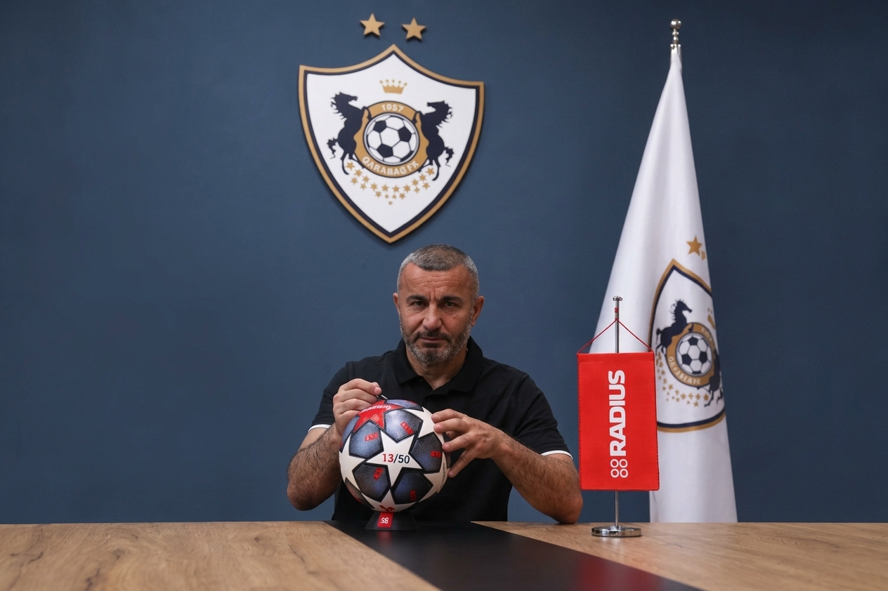 Radius “Canlı əfsanələr” layihəsinin 2026 kolleksiyasını Qurban Qurbanova həsr edir