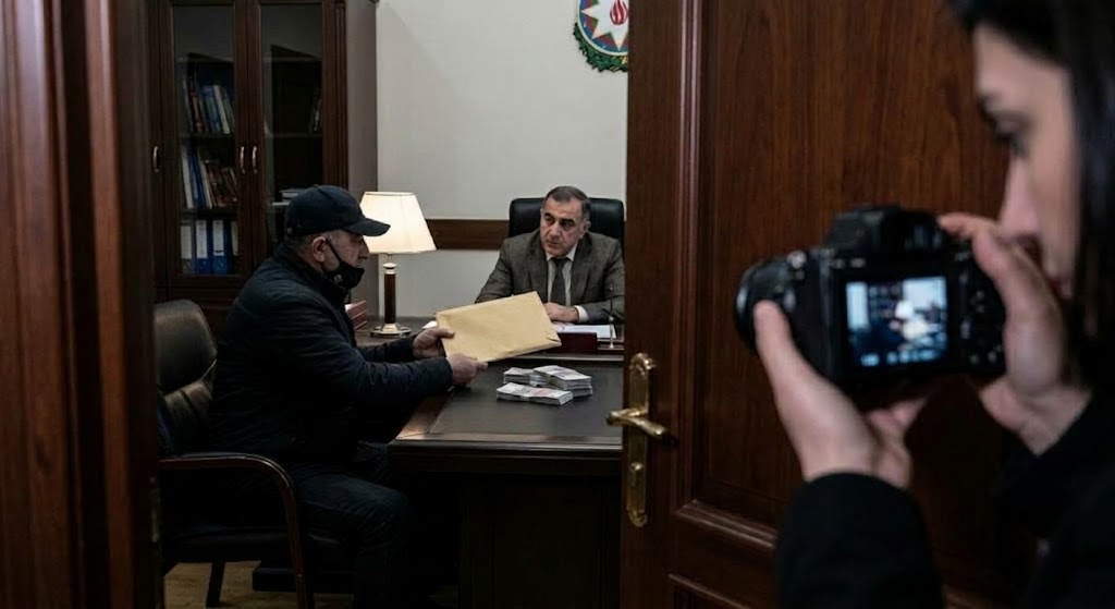 Korrupsiyanı ifşa edənə pul veriləcək – Maaşının 25 mislindən çox…
