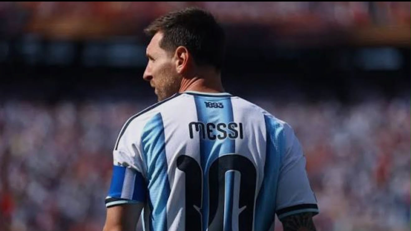 “Messi futboldan gedir, amma...”