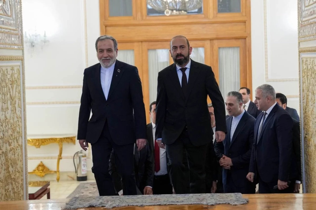 Ermənistan və İran XİN rəhbərləri ikitərəfli razılaşmaların icrasını müzakirə ediblər