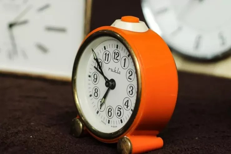 Bir gün əslində tam 24 saat deyil: SƏBƏBİ tapıldı