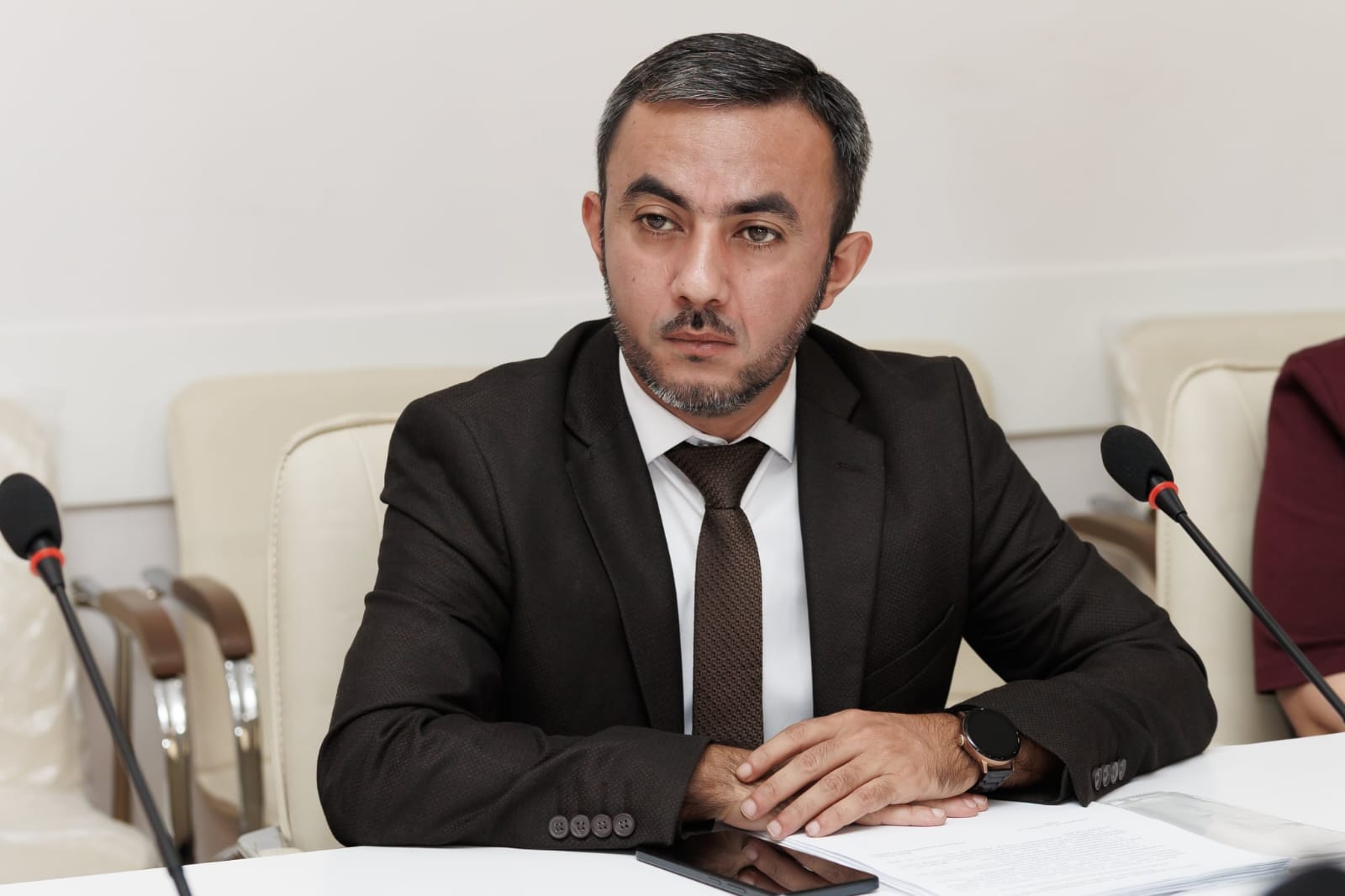 "Azərbaycanda vahid məktəbli formasının tətbiqi təhsilalanların bərabərliyini müəyyən edir"