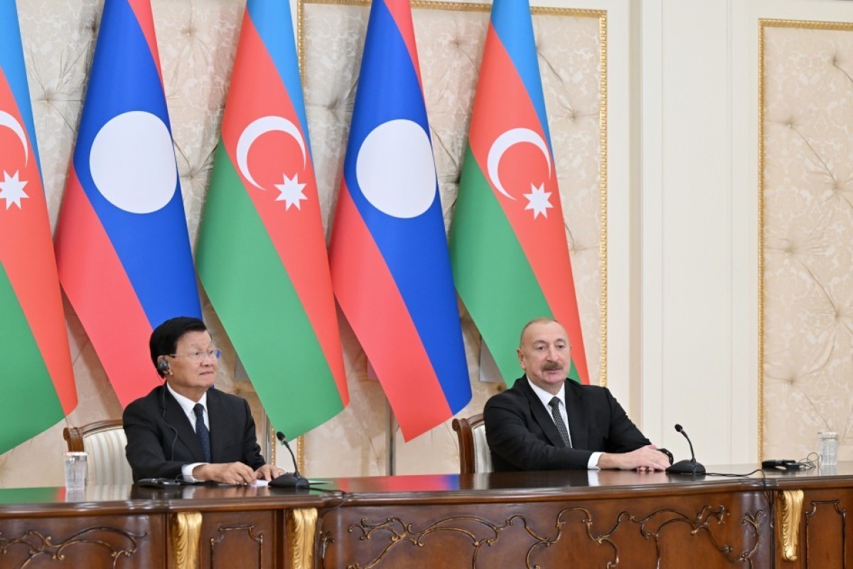 Prezidentin sosial şəbəkə hesablarında Laos Prezidentinin səfəri ilə bağlı videoçarx paylaşılıb
