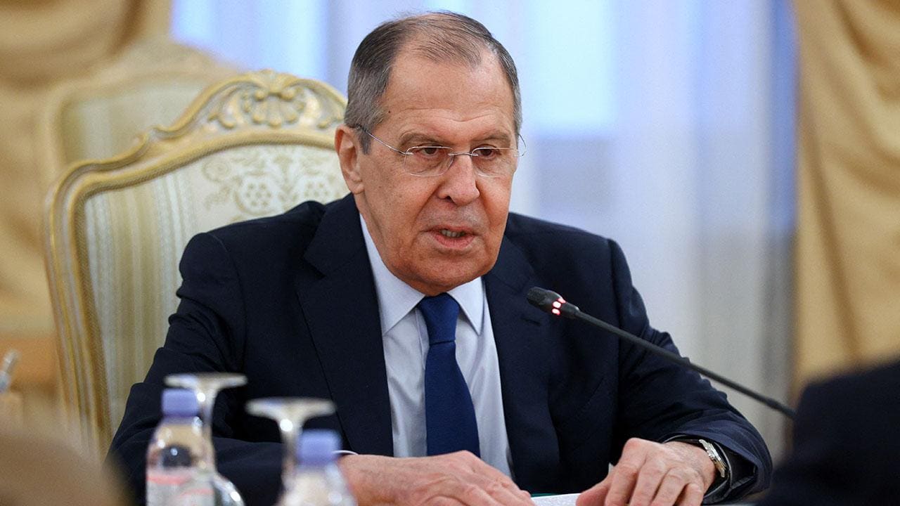 Lavrov Azərbaycana gəlib