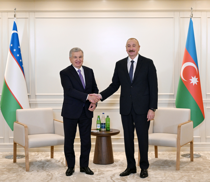 İlham Əliyev Özbəkistan Prezidenti ilə görüşüb - Yenilənib