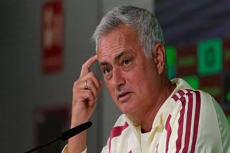 Mourinyo bu hücumçunu satmadı