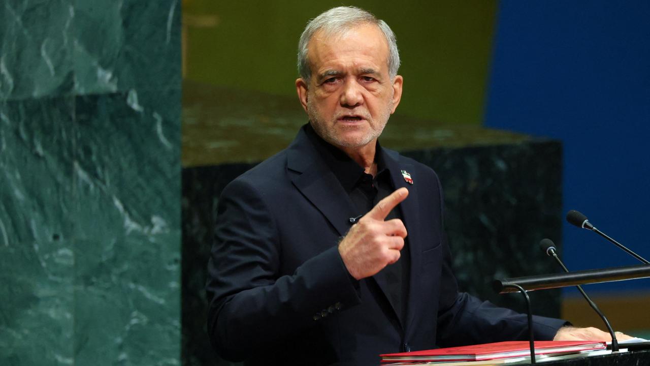 Pezeşkian: “ABŞ güc tətbiq etmək əvəzinə, dialoqa üstünlük versə, daha yaxşı olar”
