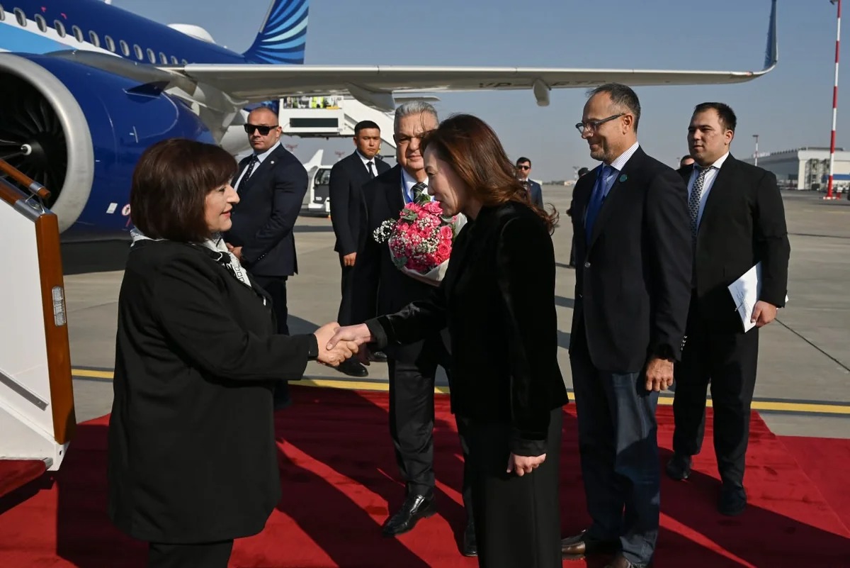 Sahibə Qafarova Qırğız Respublikasında səfərdədir