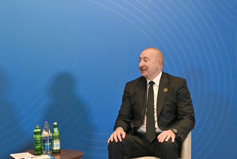 Prezident onları təltif etdi