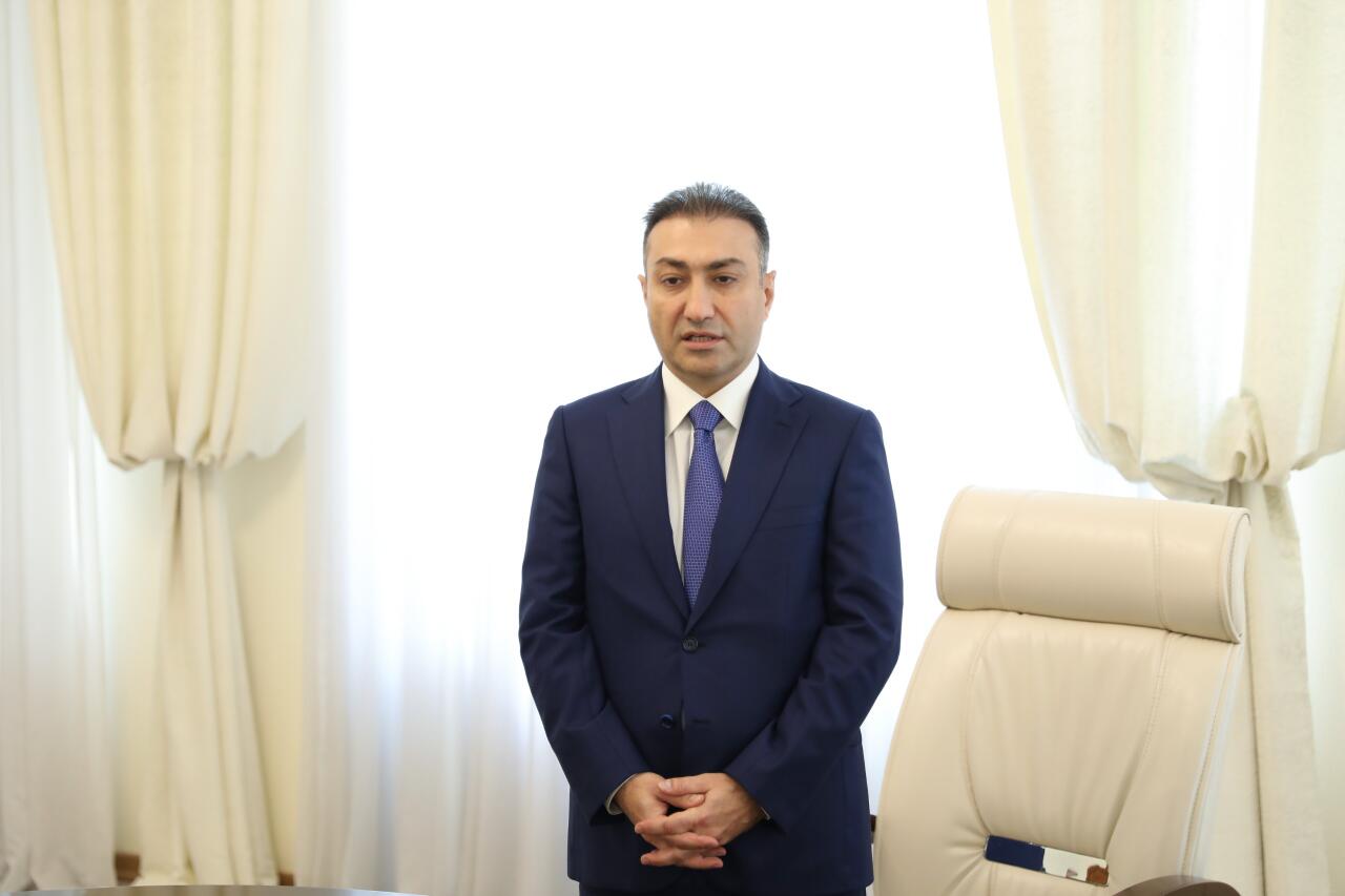 Anar Bayramov Səhiyyə Nazirliyinin kollektivinə təqdim olundu