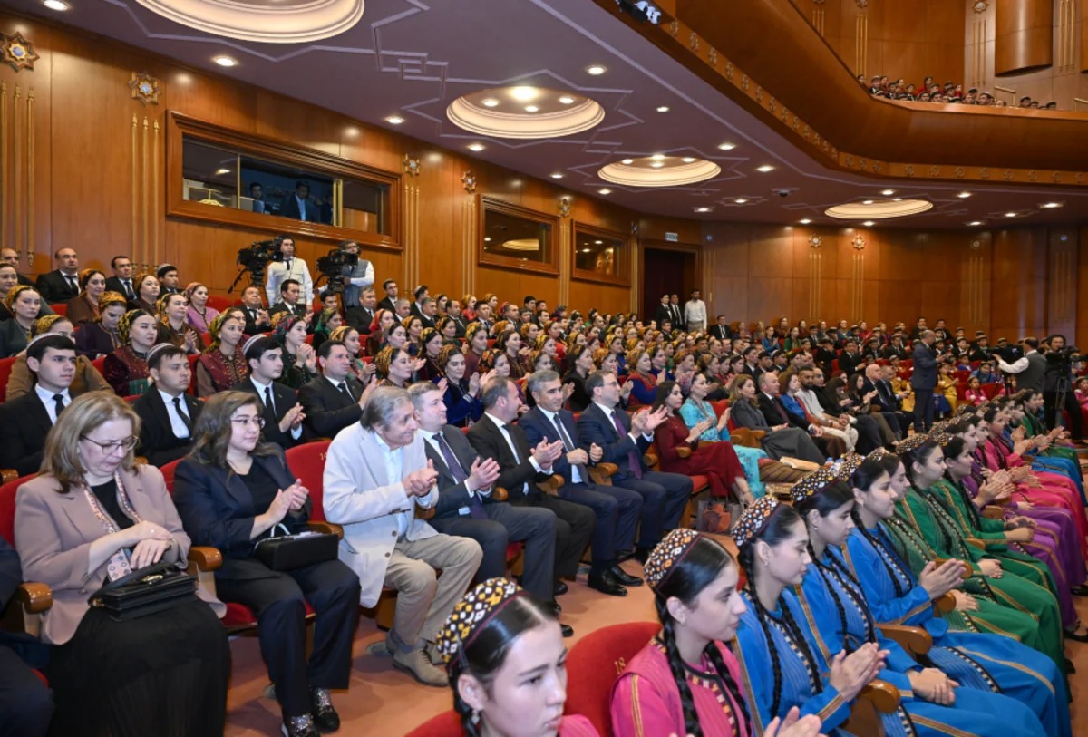 Aşqabadda Türkmənistan Dövlət Simfonik Orkestrinin konserti olub