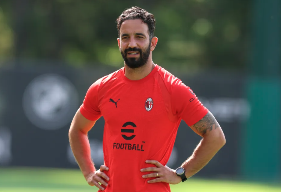 Portuqaliyalı baş məşqçi “Milan”ın tarixinə düşüb
