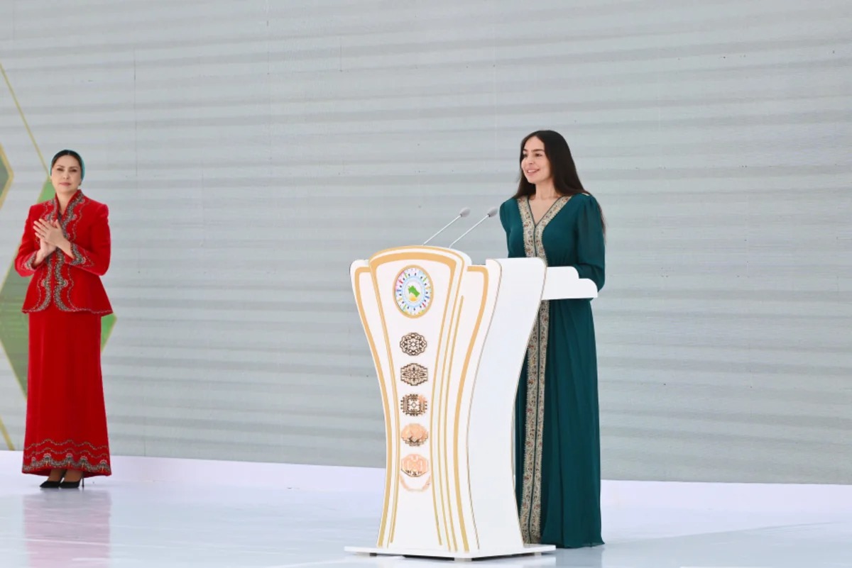 Aşqabadda MAMA "Ana təbiət" beynəlxalq incəsənət sərgisi açılıb