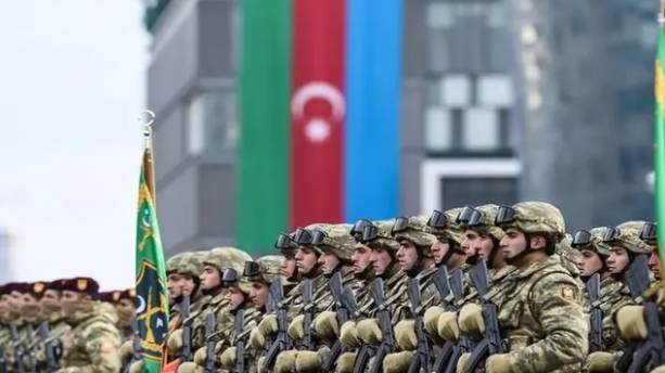 Bu zabitlərin hərbi rütbədə olma müddəti 1 il azaldılacaq