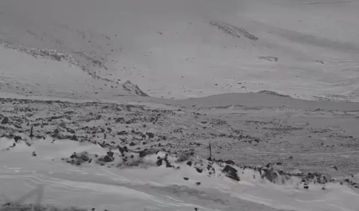 Kəlbəcər və Ordubadın dağlıq ərazilərinə qar yağdı