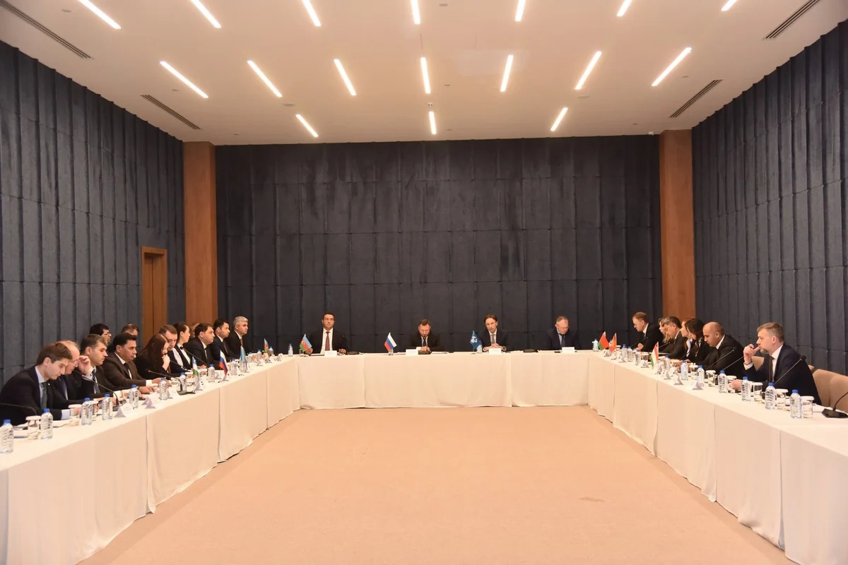 Xankəndidə rəqəmsal texnologiyaların rəqabət mühitinə təsiri müzakirə edilib