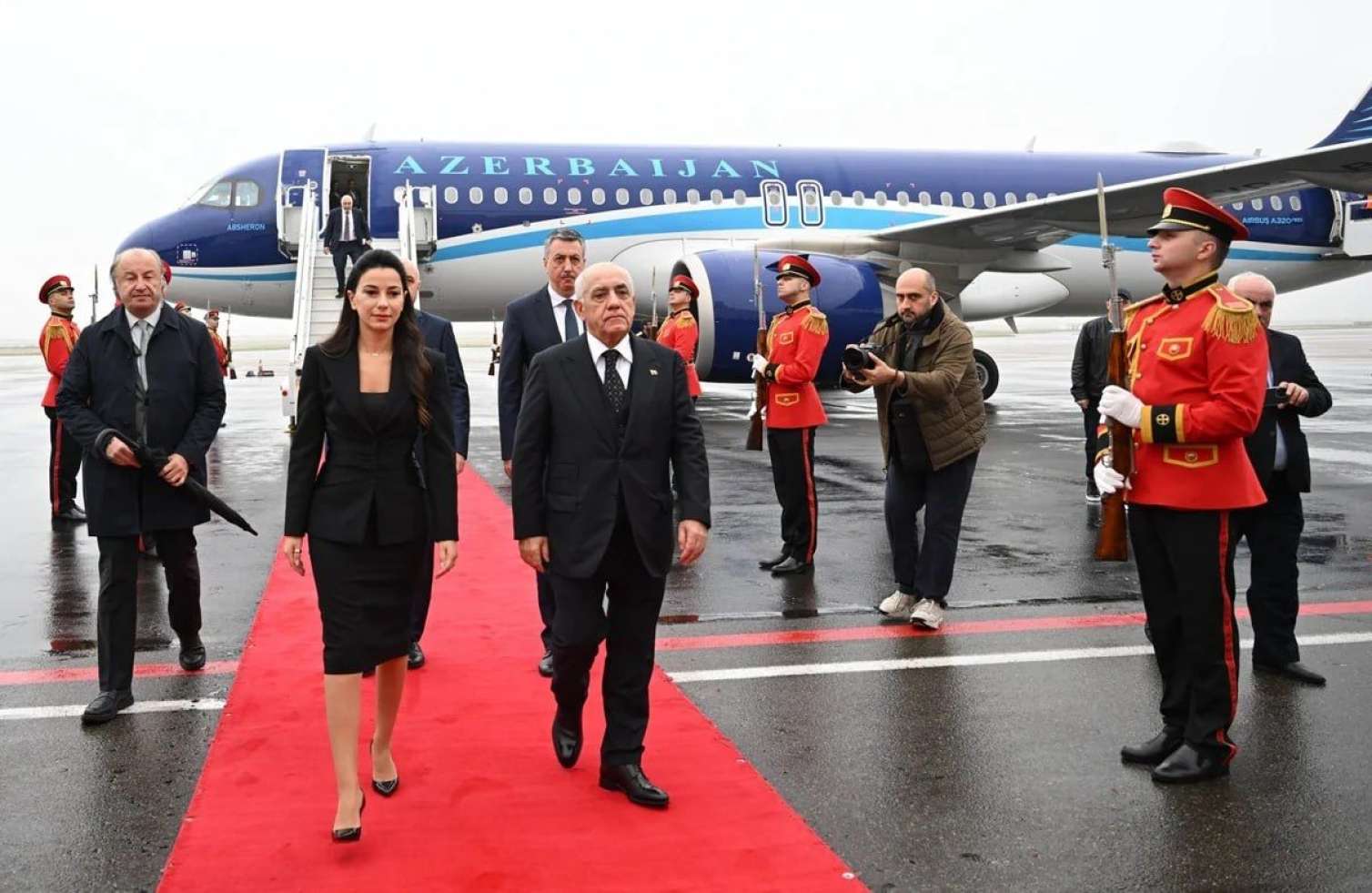 Əli Əsədov Gürcüstanda səfərdədir