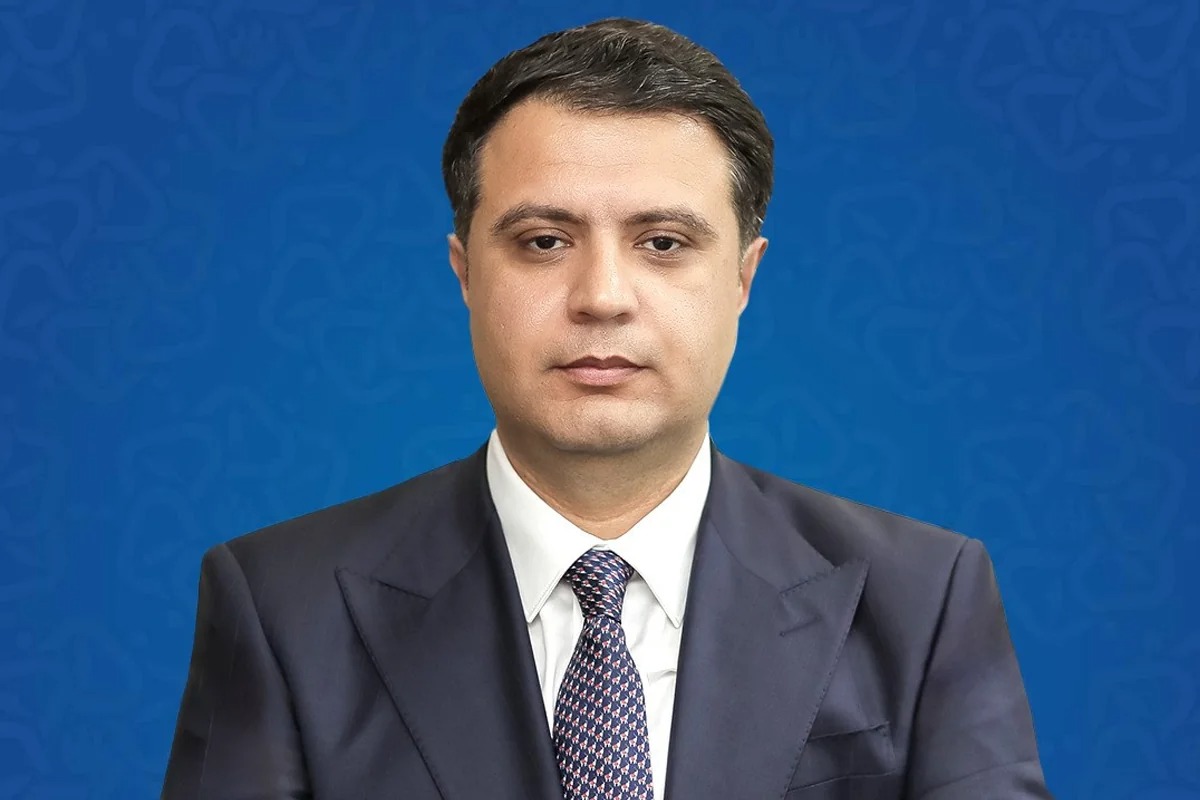Maliyyə nazirinə yeni müavin təyin olunub