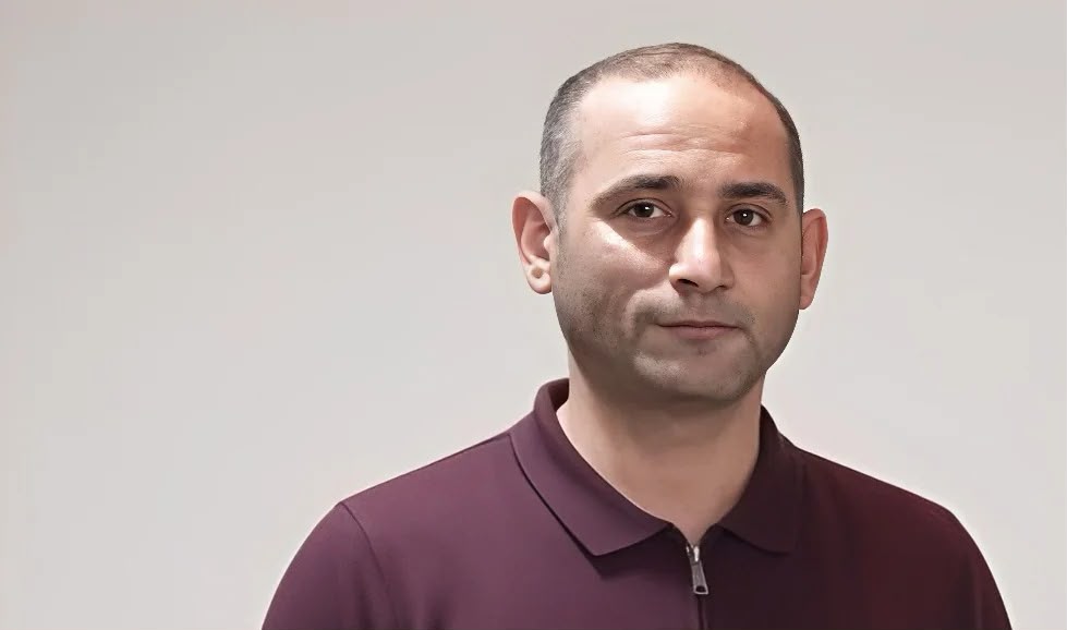 Azərbaycanda sahibkarın meyiti öz həyətində tapıldı